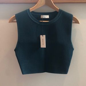 BRAND NEW Babaton Sculpt Top